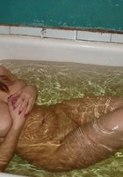 Сексуальная домохозяйка обожает красивые чулки 19 фото Сексуальная домохозяйка обожает красивые чулки 19 фото