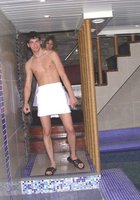 Несколько девушек участвуют в групповушке с парнями 1 фото Несколько девушек участвуют в групповушке с парнями 1 фото