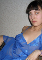 Брюнетка с упругими титьками в квартире ублажает парня минетом 1 фото Брюнетка с упругими титьками в квартире ублажает парня минетом 1 фото