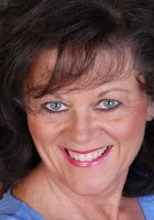 Старуха светит своими обвисшими дойками 1 фото Старуха светит своими обвисшими дойками 1 фото