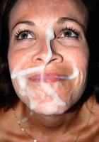 Девушки показывают обкончанные лица и сиськи 2 фото Девушки показывают обкончанные лица и сиськи 2 фото