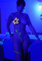 Рыжая шалава дразнит большими грудями в квартире 15 фото Рыжая шалава дразнит большими грудями в квартире 15 фото