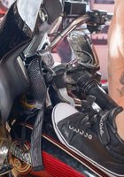 Закадровые снимки съёмок порно с грудастой телкой-панком 9 фото Закадровые снимки съёмок порно с грудастой телкой-панком 9 фото