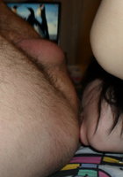 Опытные телки перед камерой облизывают задницы мужчин и сосут их члены 4 фото Опытные телки перед камерой облизывают задницы мужчин и сосут их члены 4 фото