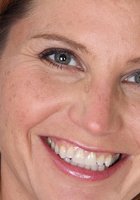 Зрелка с длинными ножками и рыжими волосами сняла трусики и раздвинула половые губки 1 фото Зрелка с длинными ножками и рыжими волосами сняла трусики и раздвинула половые губки 1 фото